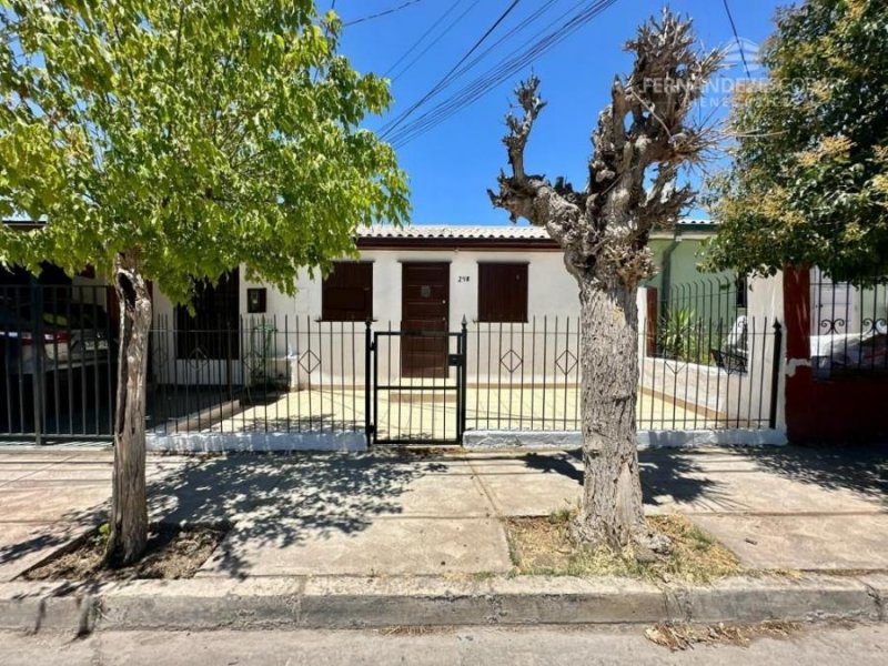 SAN FELIPE - VENDE CASA 2D 1B - POBLACIÓN YUNGAY