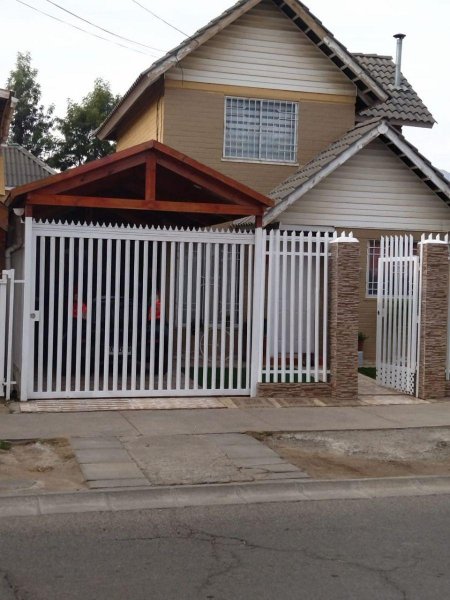 Se vende hermosa casa en privilegiado sector de Puente Alto.