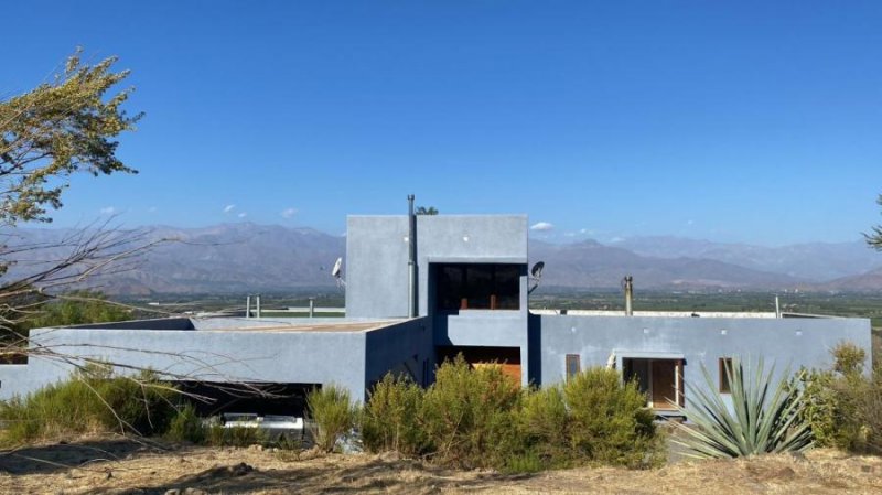 Arrendamos hermosa casa mediterranea con vista al Valle 