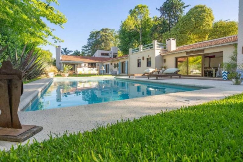 Casa en Alojamiento en  Santo Domingo, San Antonio