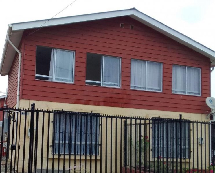 MEGACASA PROPIEDADES VENDE CASA EN VILLA EL ALBA, QUILLOTA $ 74ms.