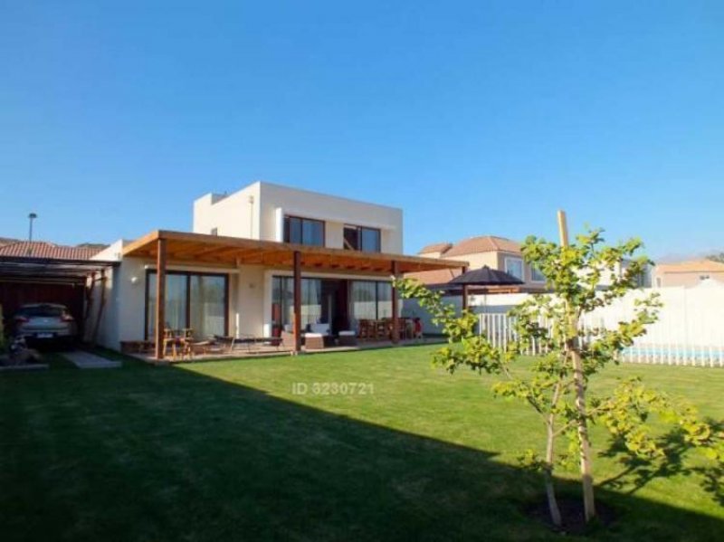 Foto Casa en Venta en Chicureo Norte, Chacabuco - UFs 7.680 - CAV77158 - BienesOnLine