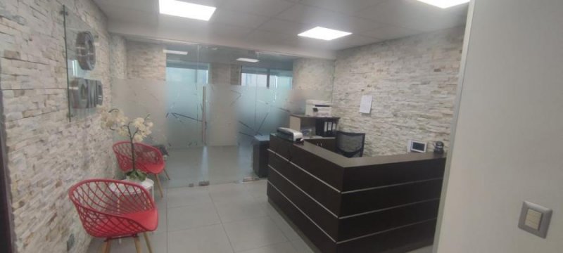 Oficina en Venta en  Huechuraba, Santiago