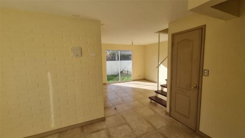 Foto Casa en Venta en Central, Villa Alemana, Valparaiso - UFs 3.400 - CAV145056 - BienesOnLine